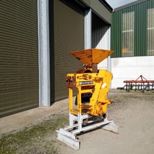 Mc Master PTO Driven Roller Mill